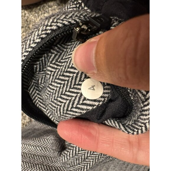 Lululemon Think Fast Hoodie Heathered Herringbone Size 4 EUC - Picture 5 of 5